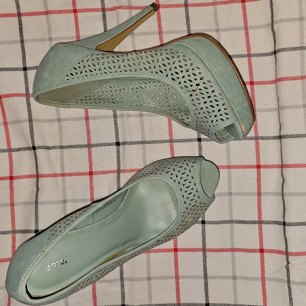 Apt 9 Women's Mint Green Peep Toe Heels